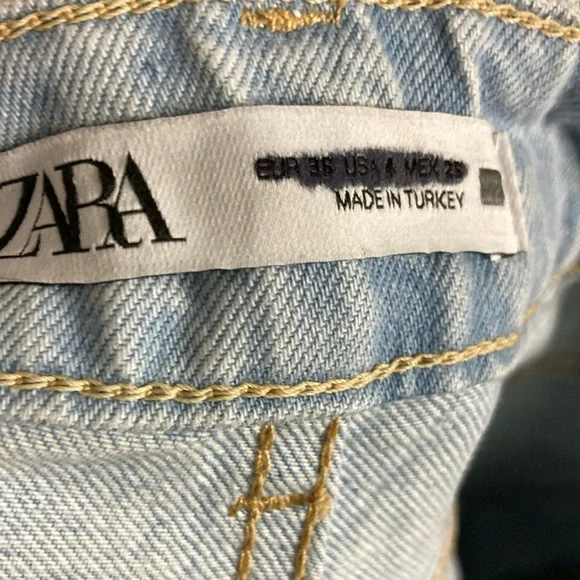 Zara women’s high waisted light Blue Jeans size - Picture 8 of 8